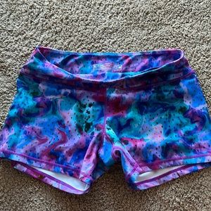 Born primitive shorts